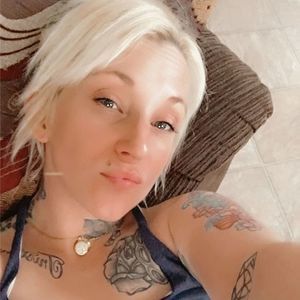 Meet your Posher, Janet